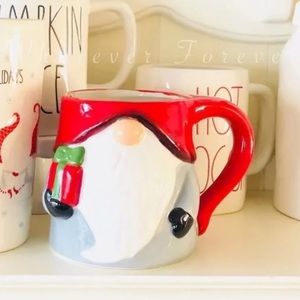 New one Christmas Gnome with present mug